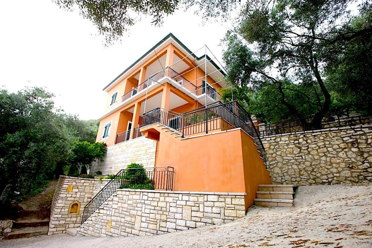 Appartamento Amalia Complex Nisaki  Esterno foto